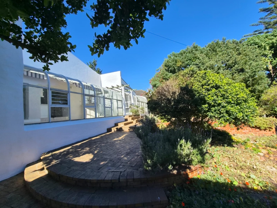 To Let 3 Bedroom Property for Rent in Table View Western Cape